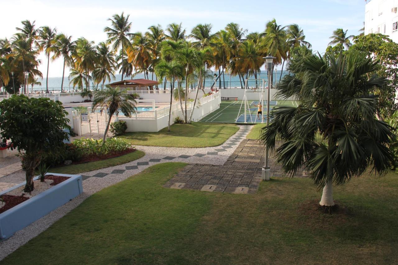 Hobie Oceanfront Apartment At Isla Verde San Juan Dış mekan fotoğraf