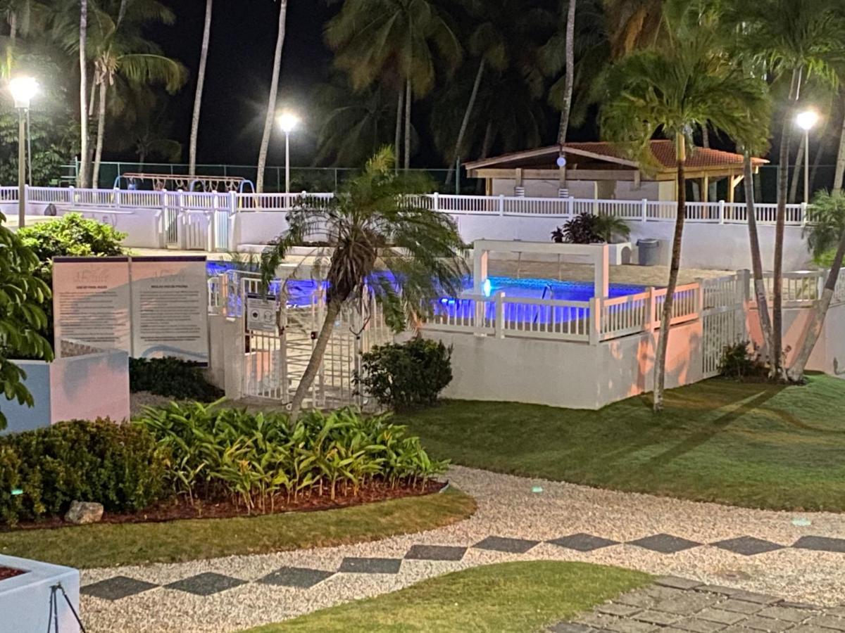 Hobie Oceanfront Apartment At Isla Verde San Juan Dış mekan fotoğraf
