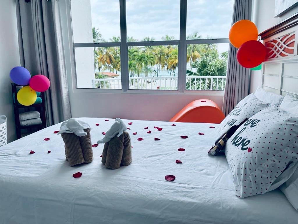 Hobie Oceanfront Apartment At Isla Verde San Juan Dış mekan fotoğraf
