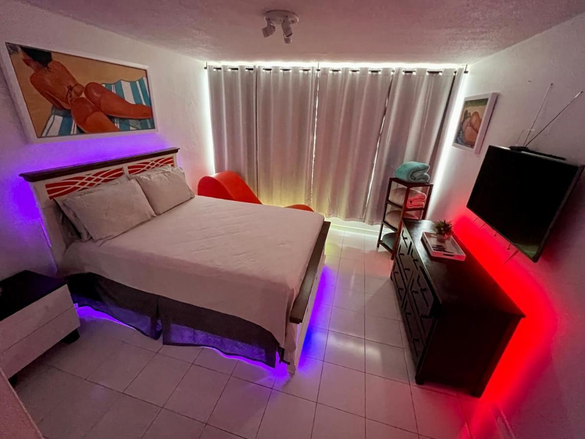 Hobie Oceanfront Apartment At Isla Verde San Juan Dış mekan fotoğraf