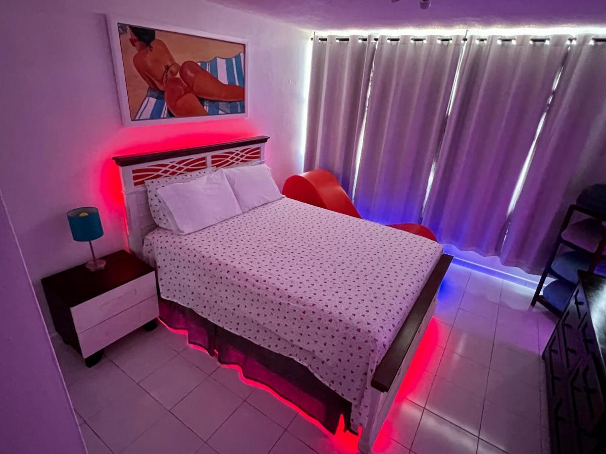 Hobie Oceanfront Apartment At Isla Verde San Juan Dış mekan fotoğraf