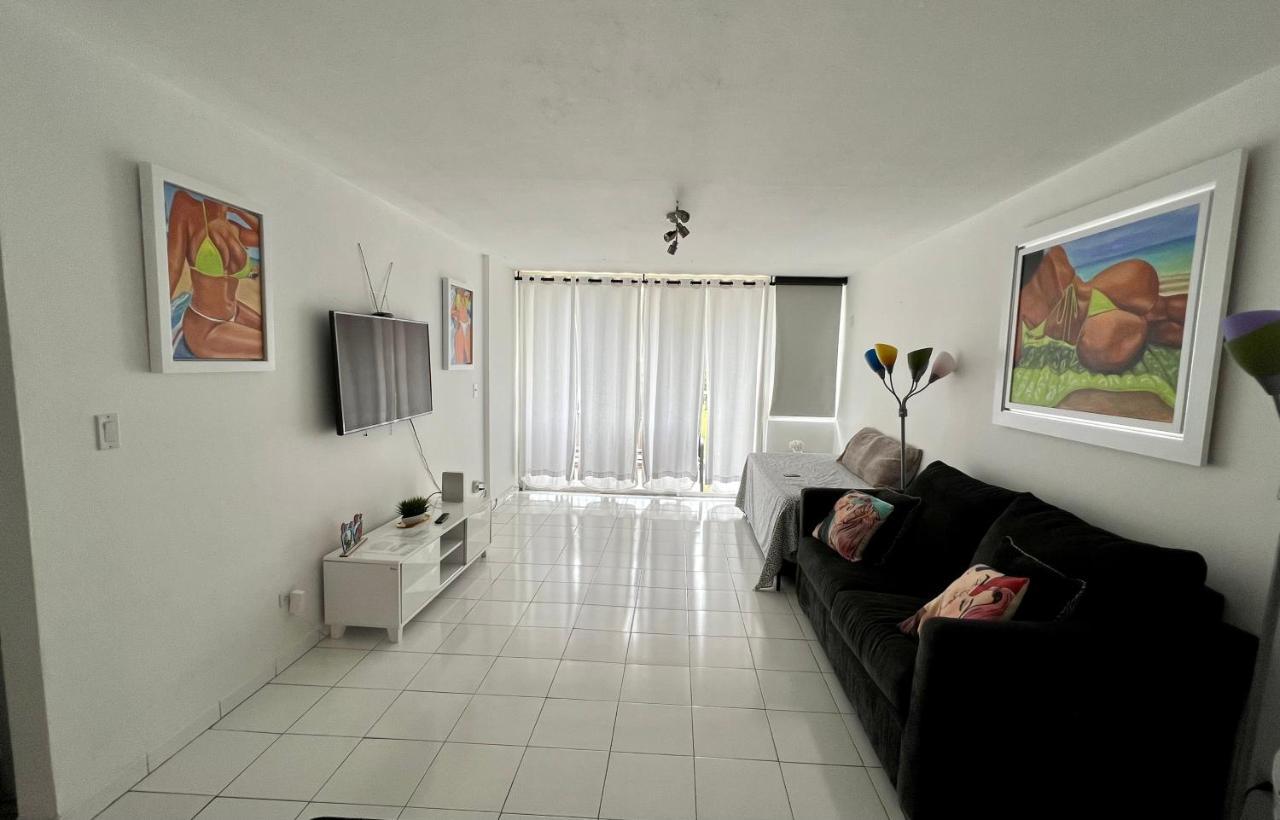 Hobie Oceanfront Apartment At Isla Verde San Juan Dış mekan fotoğraf