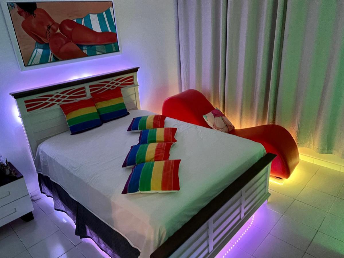 Hobie Oceanfront Apartment At Isla Verde San Juan Dış mekan fotoğraf